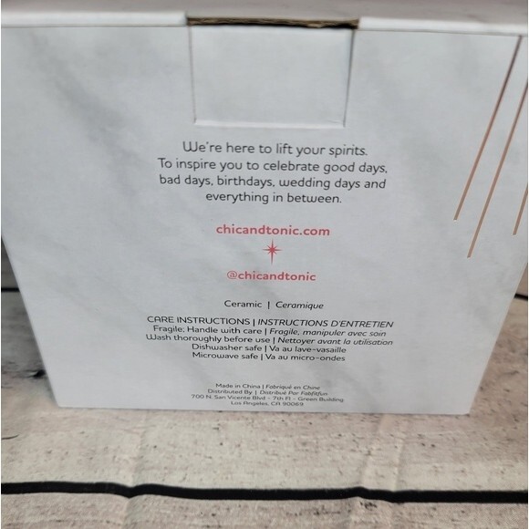 Chic & Tonic Snowflake Mug 16oz NIB - Picture 3 of 8